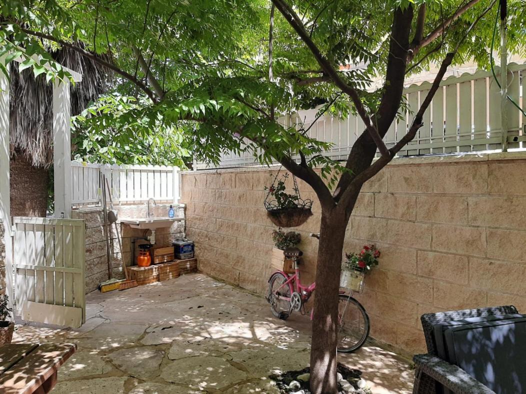 Garden Apartments. Mas'ada 외부 사진